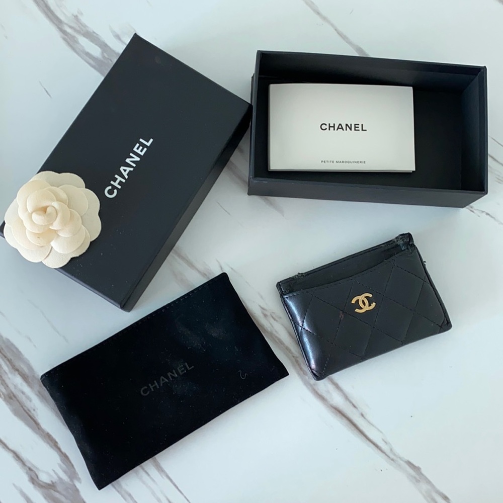 Authentic Chanel cardholder with box